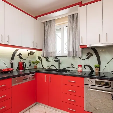 Sosos 2 Bedroom House With Sea View Apartment *