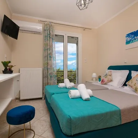 Sosos 2 Bedroom House With Sea View